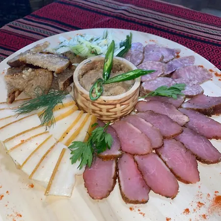 затишок біля синевиру ホテル *